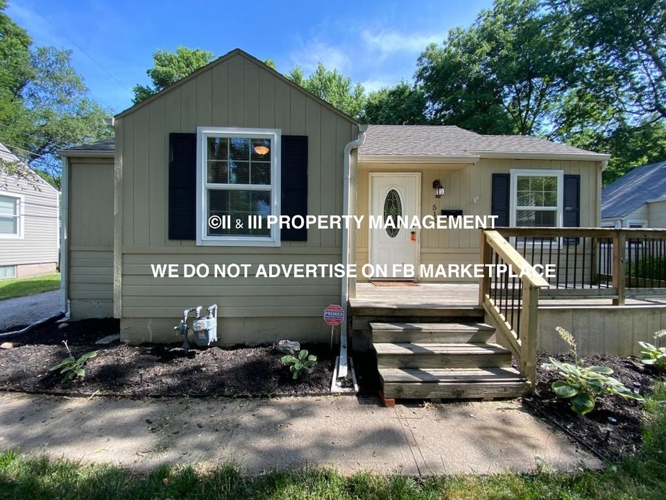 512 W 86th St, Kansas City, MO 64114