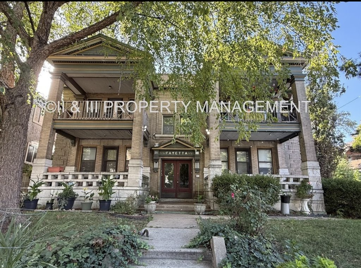 3700 Wyandotte St- Apt 1N